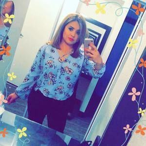 Meet your Posher, Laura